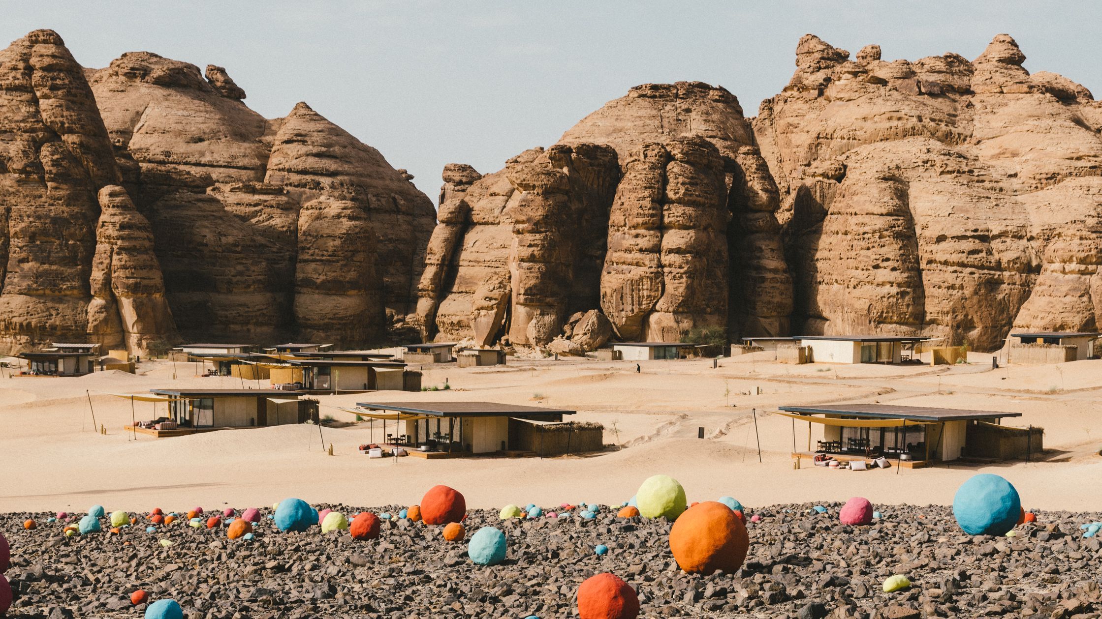 The Perfect Oasis: Arabian Ranches vs. Springs