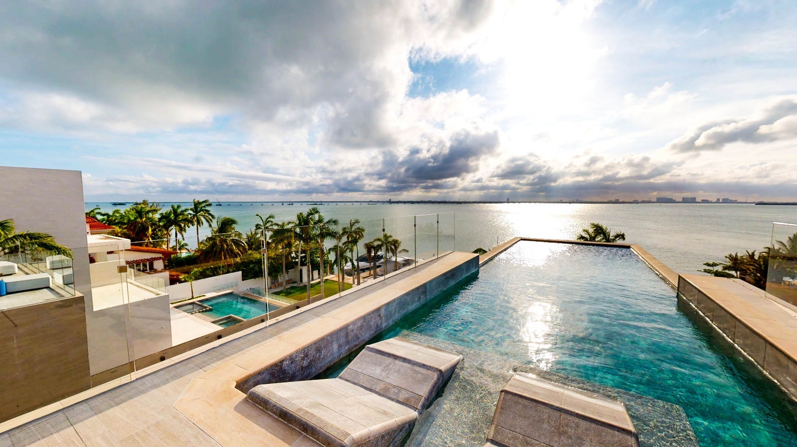 Unveiling the Profit Potential of Palm Jumeirah’s Waterfront Villas